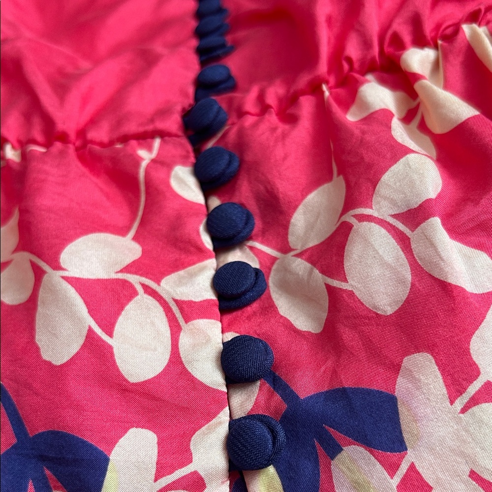 Sleeveless Bright Pink Floral Mini Top with Navy Trim, 100% silk - Picture 2 of 5